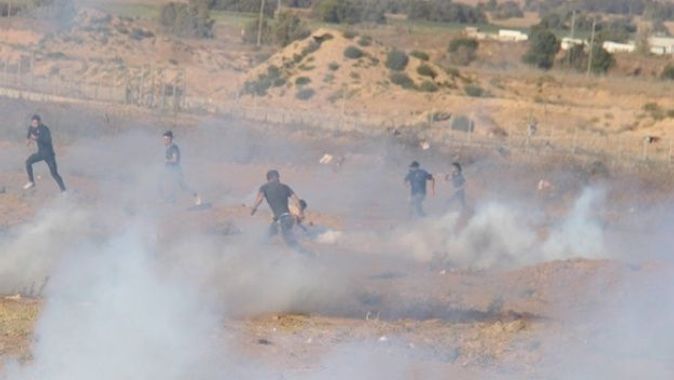 Gazze sınırında 97 kişi yaralandı