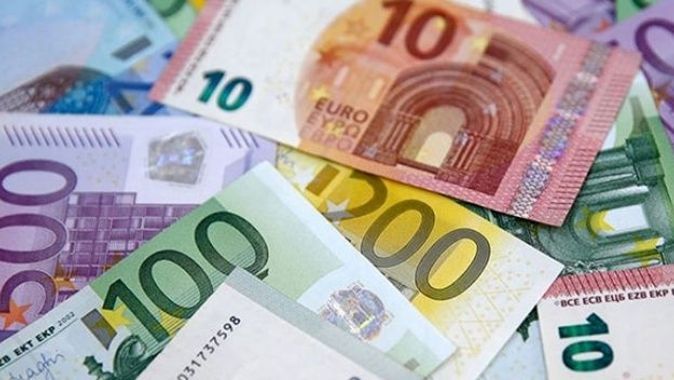 Hırvatistan&#039;dan euroya geçiş adımı