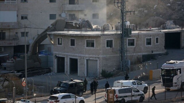 İsrail Doğu Kudüs&#039;te yıkıma başladı