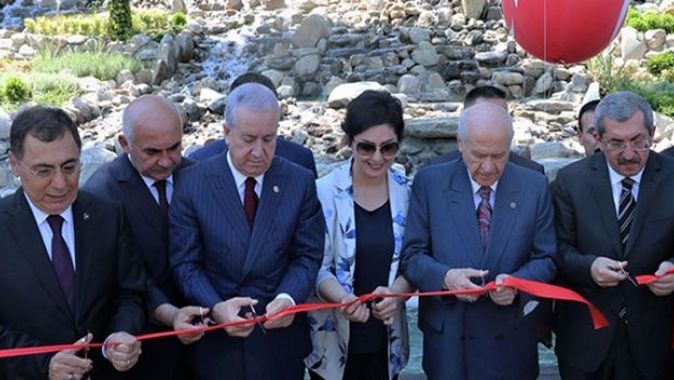 MHP&#039;nin lideri Bahçeli, Şehir Parkı&#039;nın açılışını yaptı