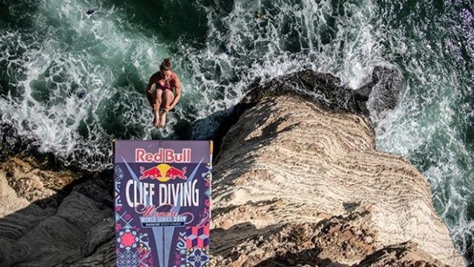 Red Bull Cliff Diving’de şampiyonlar geleneği Lübnan’da da bozmadı