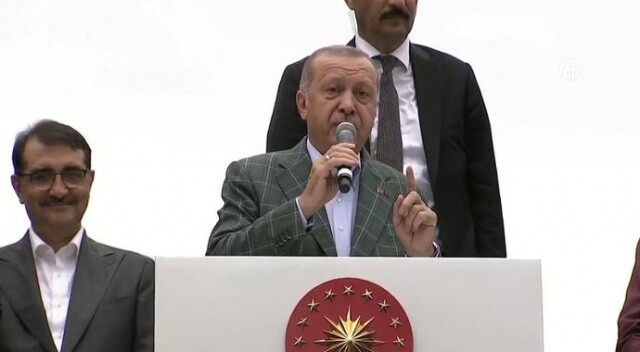 Cumhurbaşkanı Erdoğan: Kararnameyi gece imzaladım
