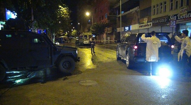 Diyarbakır’da terör yandaşları yolcu minibüsünü ateşe verdi