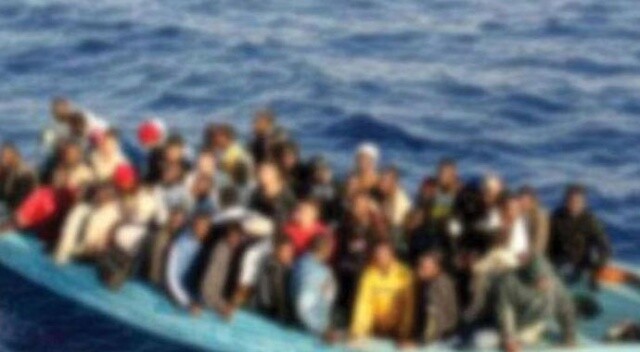 Libya açıklarında 122 kaçak göçmen kurtarıldı
