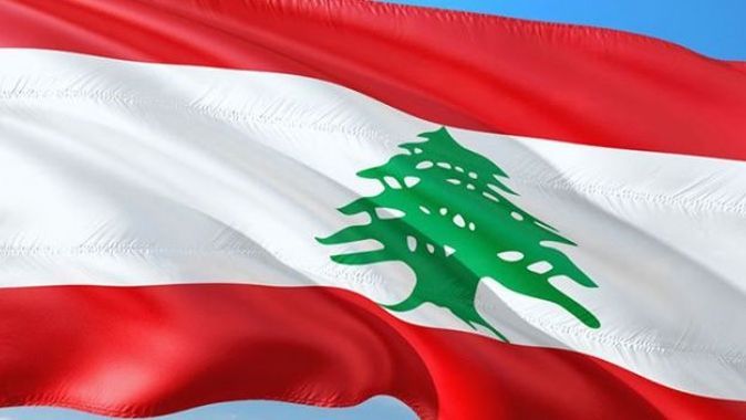 Lübnan siyaseti yeni krizlerin eşiğinde