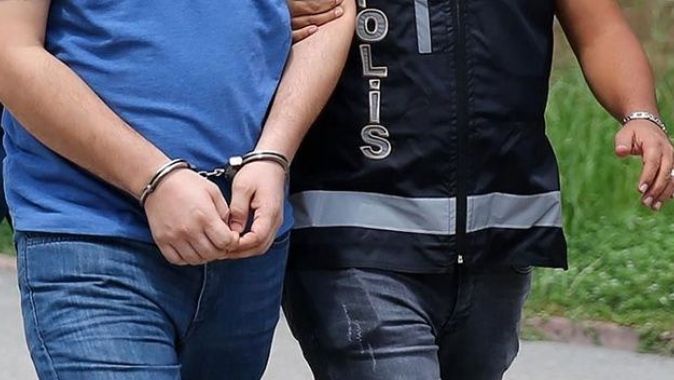 Muş&#039;ta HDP&#039;nin il eş başkanları tutuklandı