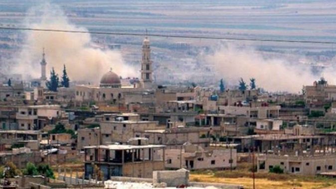Suriyeli isyancılar Hama’nın kuzeybatısını terk ediyor