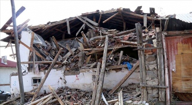 Çankırı&#039;daki depremler sonrasında bazı binalar ağır hasar aldı