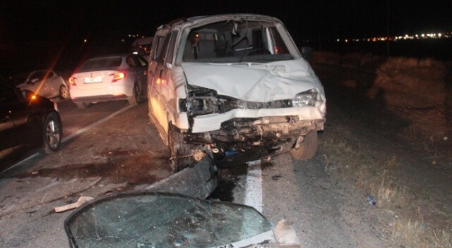Elazığ’da zincirleme trafik kazası: 5 yaralı