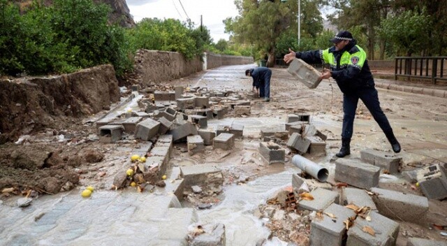 İspanya&#039;da şiddetli yağış! 3 günde 6 kişi hayatını kaybetti
