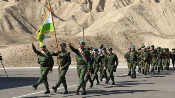 Özbekistan ve Tacikistan&#039;dan teröre karşı ortak askeri tatbikat