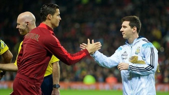 Ronaldo: Kariyerim sonunda Messi&#039;nin üstünde yer almalıyım