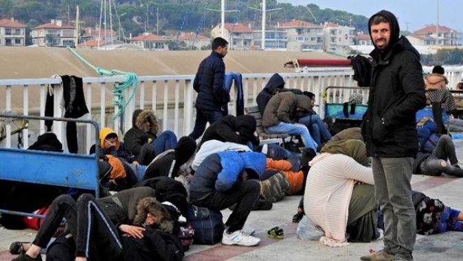 Çeşme’de 313 düzensiz göçmen yakalandı