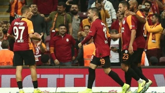 Galatasaray 3 puanı 3 golle aldı (Maç sonucu: 3 - 2)