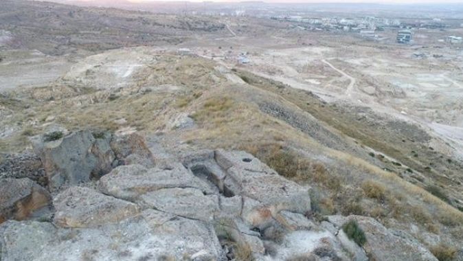 Kapadokya’da 2 bin yıllık Roma mezarları talan edildi