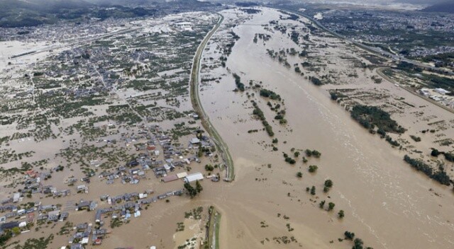 Önce tsunami, şimdi şiddetli yağış! Japonya&#039;da 51 bin 800 kişiye tahliye uyarısı