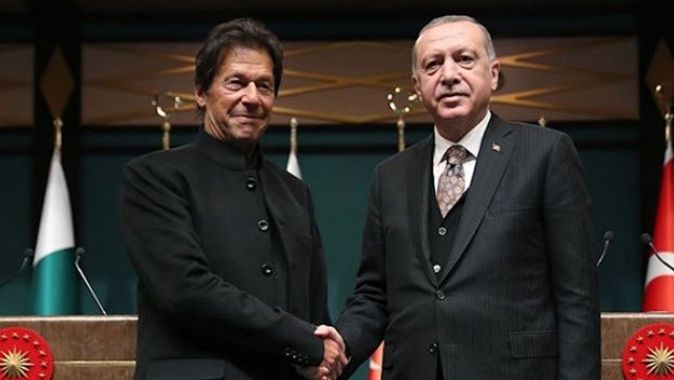 Pakistan Başbakanı İmran Han&#039;dan Cumhurbaşkanı Erdoğan&#039;a destek telefonu