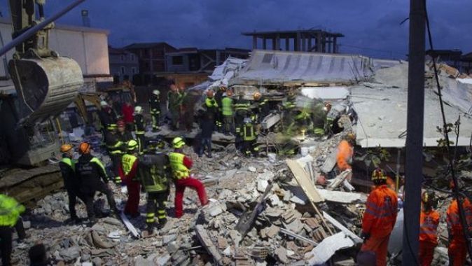 Arnavutluk&#039;taki depremde ölü sayısı 31&#039;e yükseldi
