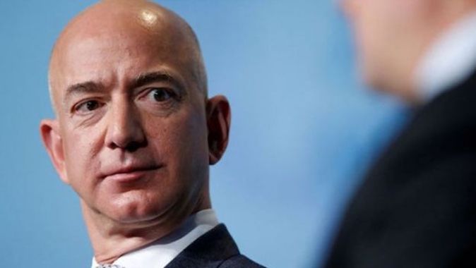 Dünyanın en zengini artık Jeff Bezos değil! İşte o isim