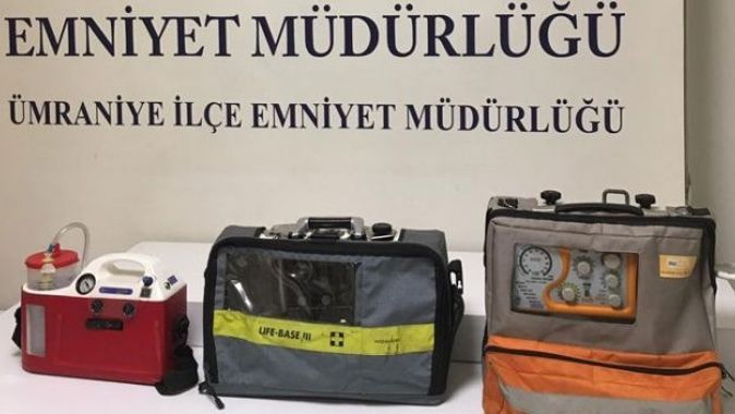 Esenler’de ambulanstan tıbbi malzeme çalan şahıs yakalandı