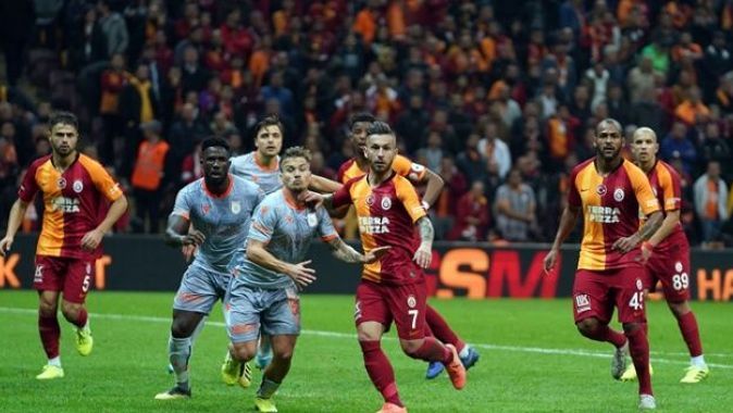 Galatasaray evinde mağlup oldu:  Başakşehir 1 - Galatasaray 0
