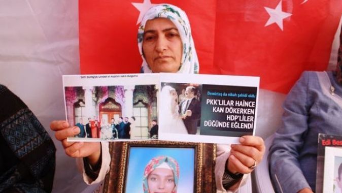 HDP önündeki ailelerin evlat nöbeti 69&#039;uncu günde