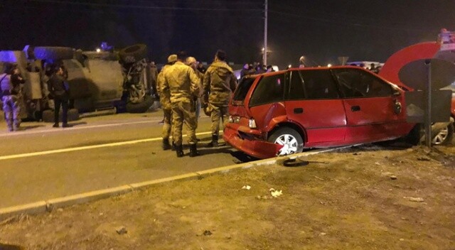 Iğdır’da zırhlı polis aracı otomobille çarpıştı: 5 yaralı