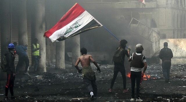 Irak&#039;ın Zikar vilayetindeki gösterilerde ölenlerin sayısı 20&#039;ye yükseldi