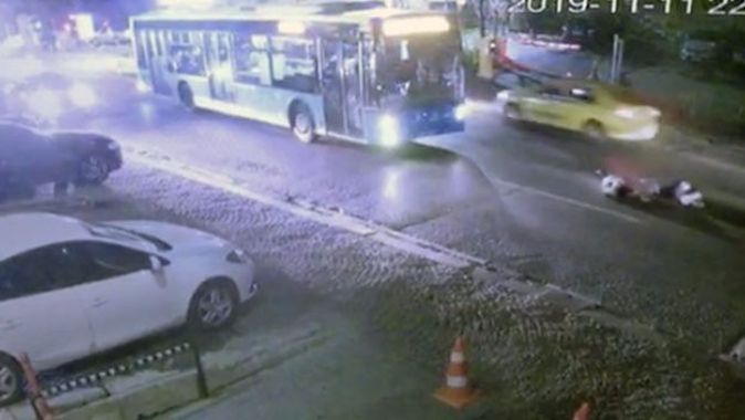 İstanbul’da halk otobüsü dehşeti! Turistler havaya savruldu