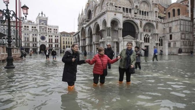 İtalya&#039;yı soğuk hava ve yağış vurdu: 3 kişi hayatını kaybetti