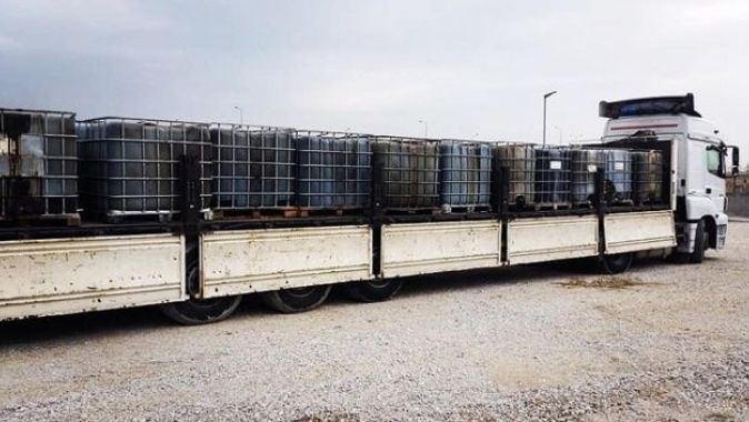 Konya&#039;da durdurulan tırlardan 54 bin litre kaçak akaryakıt çıktı