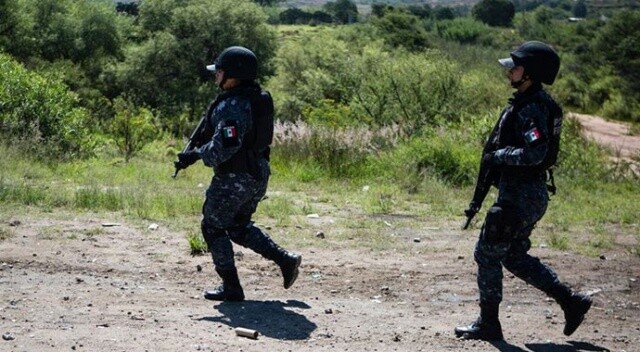 Meksika&#039;da 5 polis öldürüldü