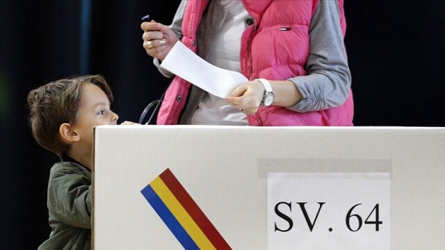 Romanya&#039;da cumhurbaşkanı seçimi ikinci tura kaldı