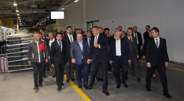 Sanayi Bakanı Varank, Tekirdağ’da fabrikaları ziyaret etti