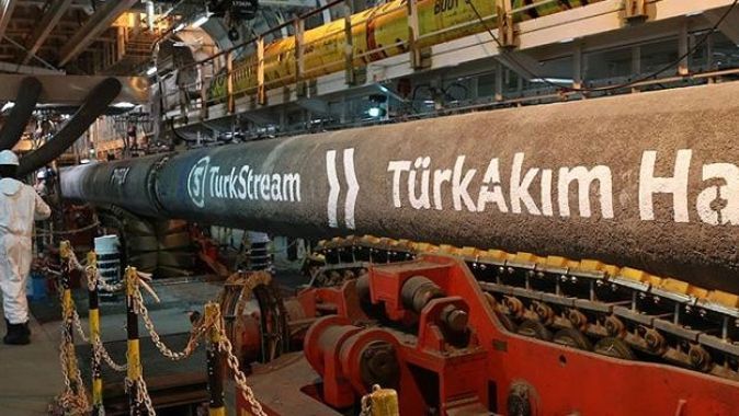 Türk Akımı boru hattına gaz verilmeye başlandı