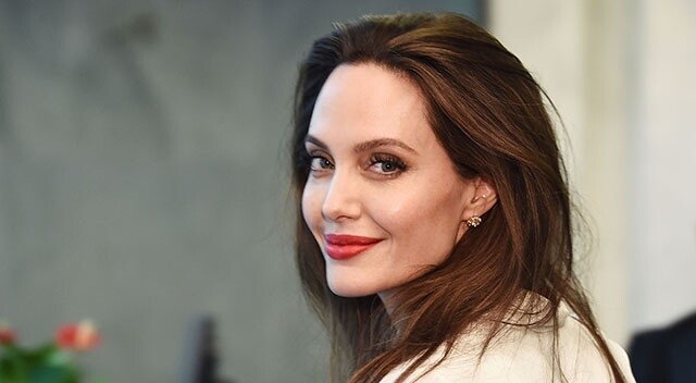 &#039;Angelina Jolie, Eternals filmi için fikrimi çaldı&#039;