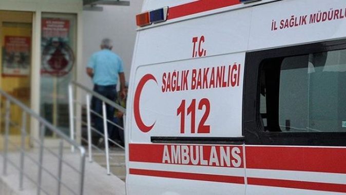 Antalya&#039;da servis minibüsü kazası: 13 yaralı