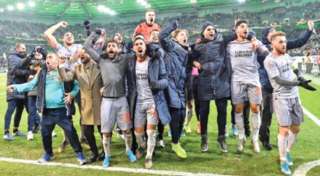 Başakşehir Avrupa&#039;da Türk futbolunun prestijini kurtardı