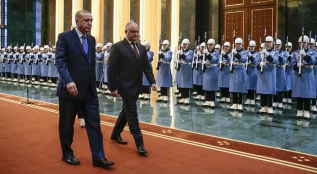 Cumhurbaşkanı Erdoğan Moldovalı mevkidaşını resmi törenle karşıladı