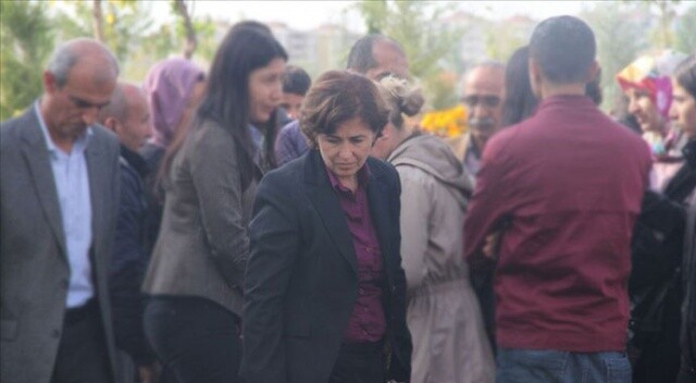 Eren Bülbül&#039;ü şehit eden PKK&#039;lı teröristin cenazesine katılan HDP&#039;li başkan tutuklandı