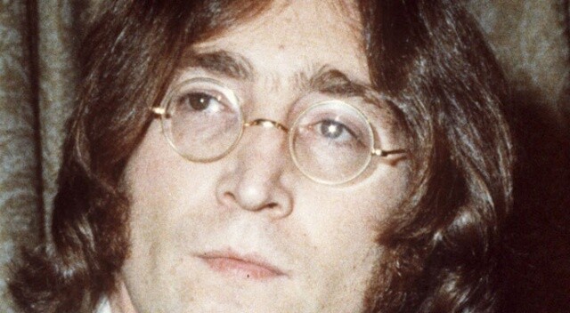 John Lennon&#039;ın gözlüğü 170 bin Euro&#039;ya satıldı