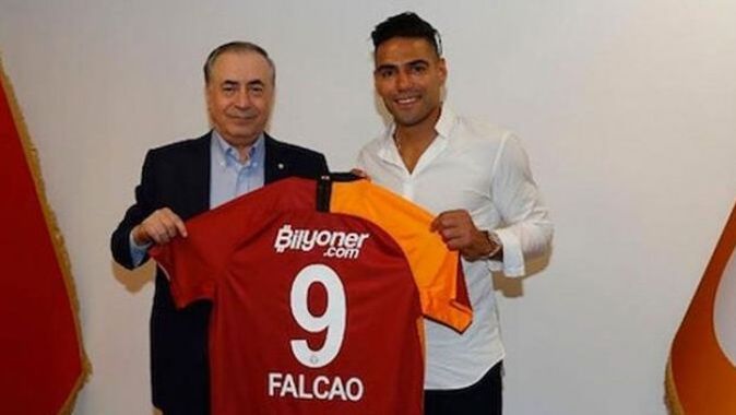 Kolombiya&#039;dan Mustafa Cengiz&#039;e yalanlama: Falcao ayrılma kararı aldı!
