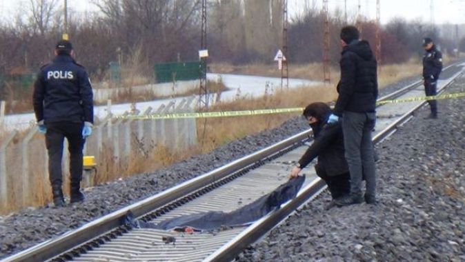 Korkunç olay! Tren raylarında parçalanmış kadın cesedi bulundu