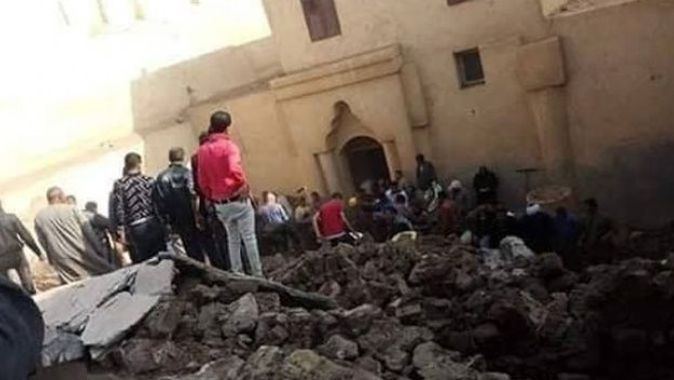 Mısır’da tarihi kilisenin duvarı çöktü: 2 ölü, 4 yaralı
