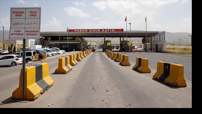 PKK&#039;lı 3 terörist sınır kapısında teslim oldu