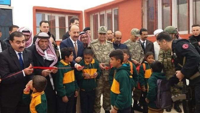 Teröristlerin zarar verdiği okul onarılarak eğitim-öğretime açıldı