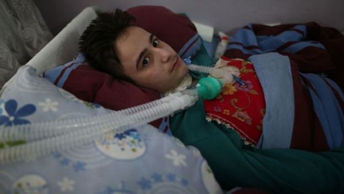 Türkiye onu kalecilik yaptığı görüntülerle tanımıştı... 14 yaşındaki kas hastası Gökdeniz’in acı hikayesi