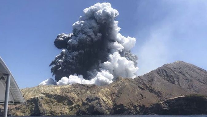 Yeni Zelanda&#039;daki yanardağ patlamasında ölü sayısı 14&#039;e çıktı
