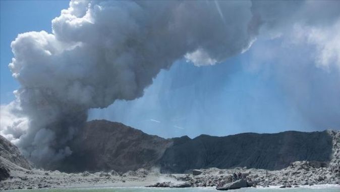 Yeni Zelanda&#039;daki yanardağ patlamasında ölü sayısı 15&#039;e çıktı
