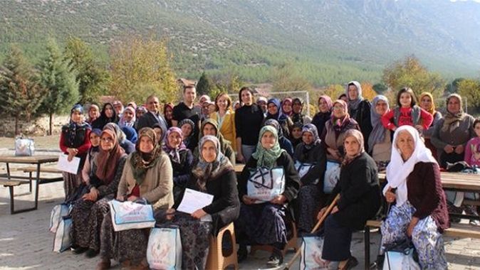 &#039;Hijyen Sağlıktır&#039; projesi 26 farklı kırsal bölgedeki 2 bin kadına ulaştı